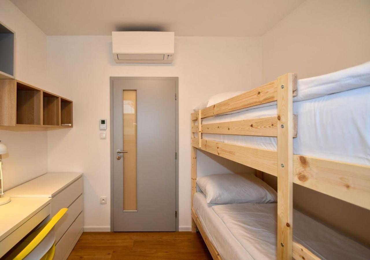 Efi Holzova 28 Appartement *