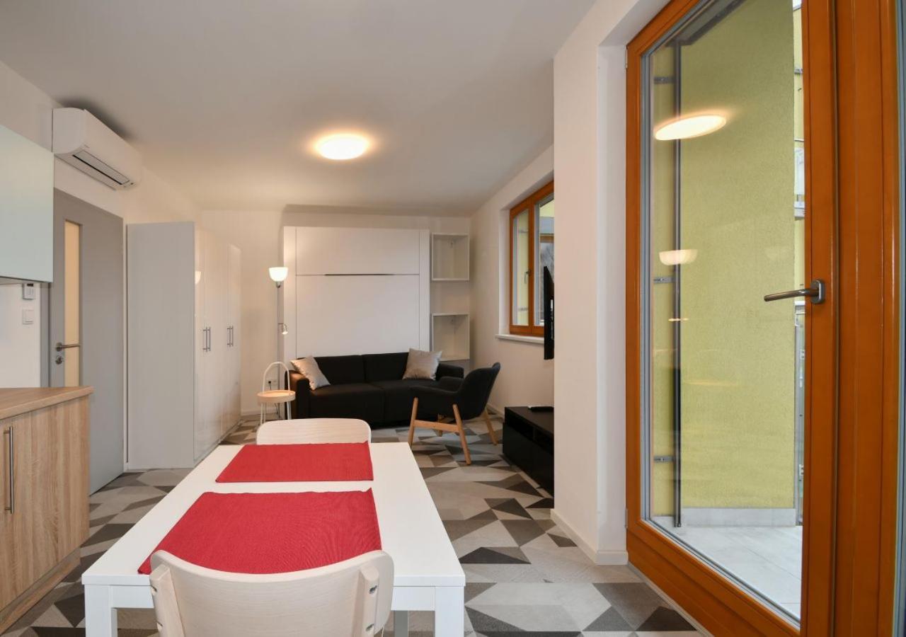 Appartement Efi Holzova 28