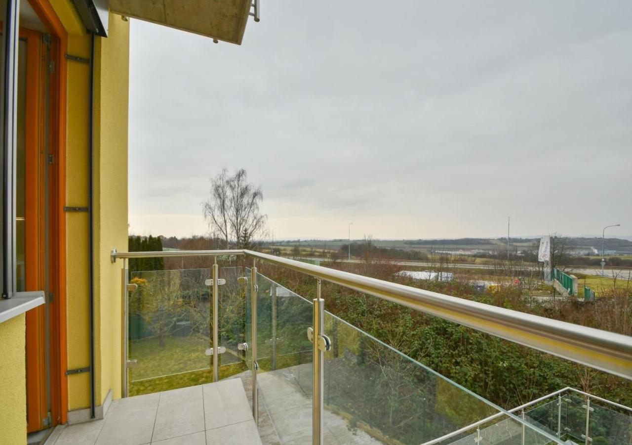 Efi Holzova 28 Apartmán